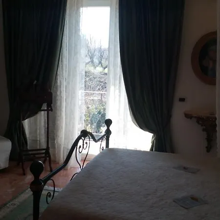Vittoria Colonna Bed & Breakfast Marino