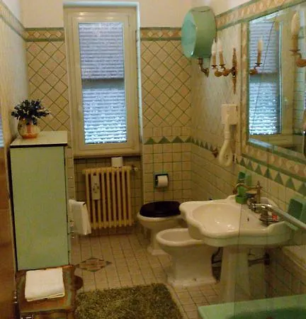 Alojamento de Acomodação e Pequeno-almoço Vittoria Colonna *